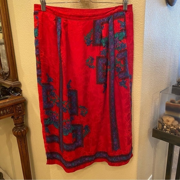 Vtg ANNE CRIMMINS For Umi Collections Women Red Floral 100% Silk Skirt Size 10 - Picture 1 of 8